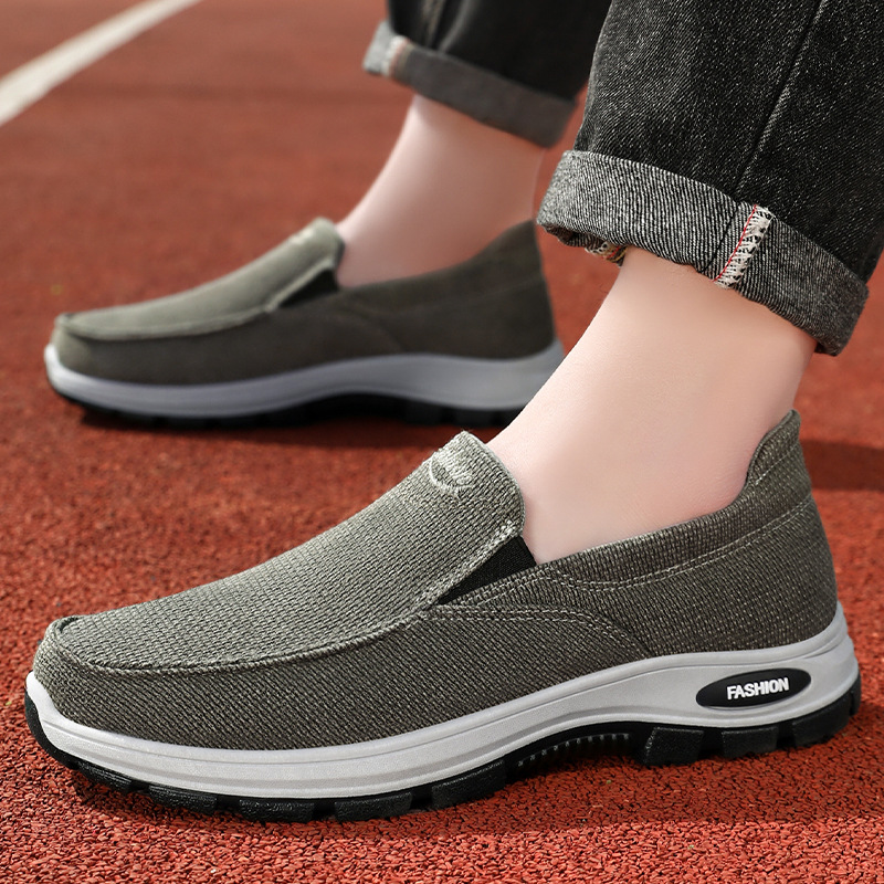 Men's autumn new casual old Beijing cloth shoes, single-foot dad shoes, soft-soled not tiring to the feet, work clothes shoes details Picture