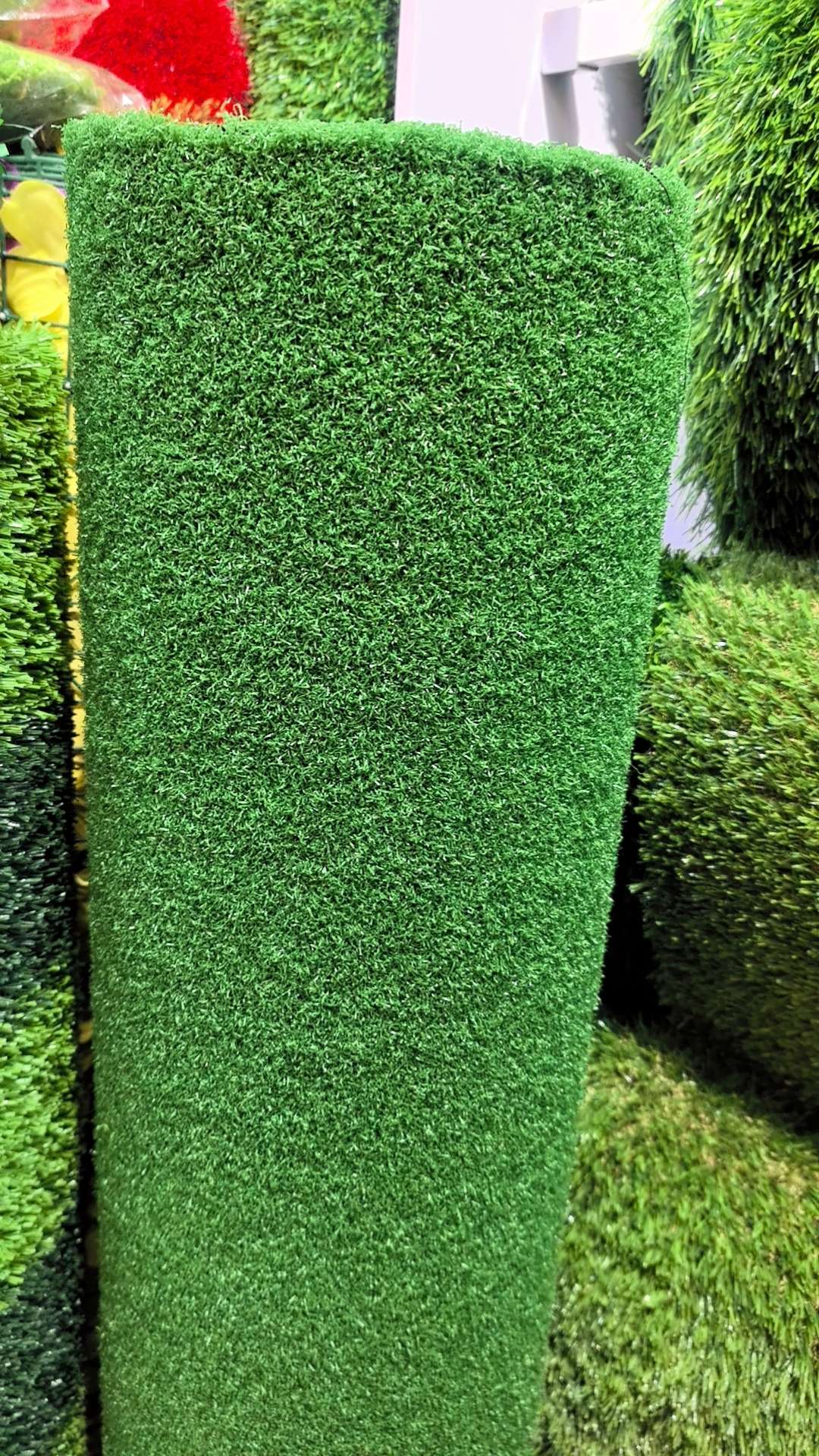 塑料仿真草坪，环保又简单。铺装方便，