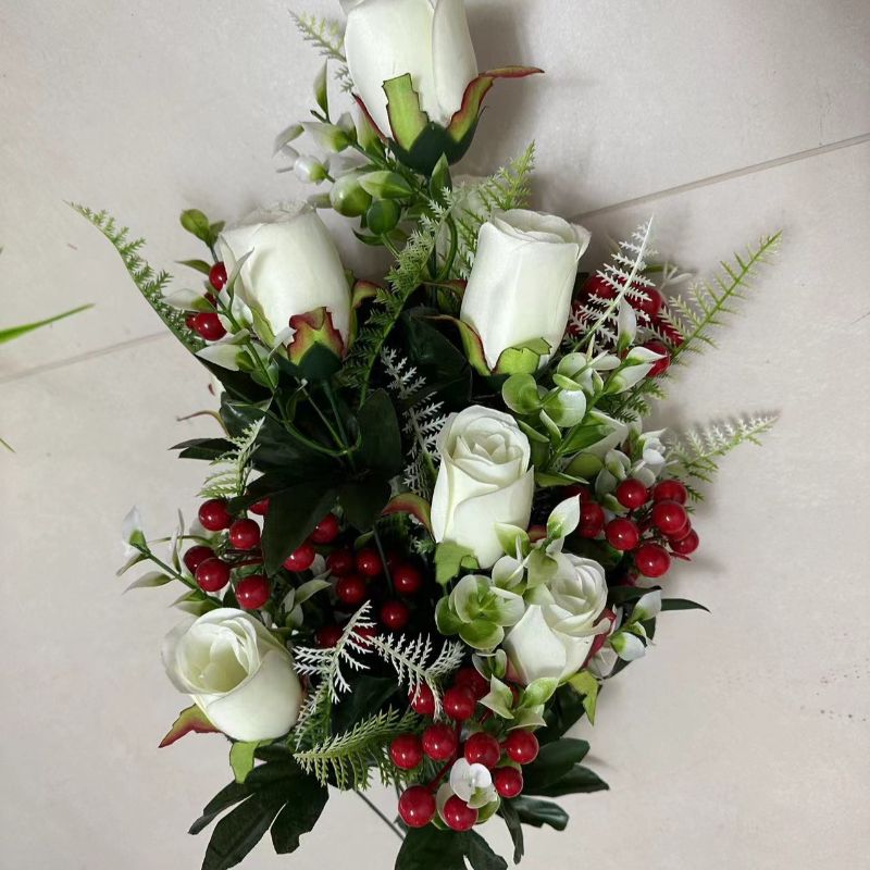 104012 Flower bouquet, artificial petals, artificial flowers, realistic touch, bright colors, never wither. 233