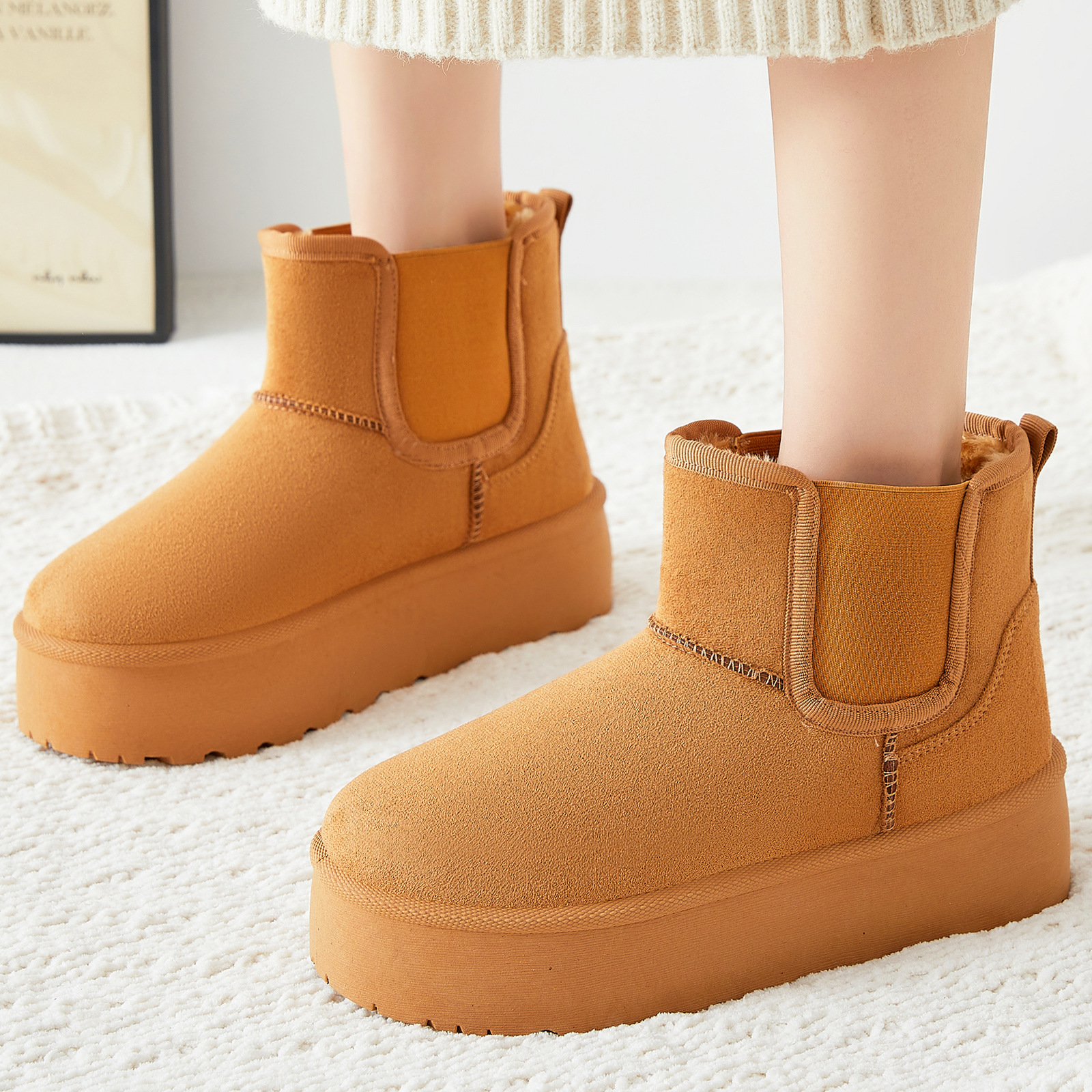 Women's shoes, versatile cotton boots, winter new style with added fleece and thickened, one-foot snow boots, thick-soled anti-slip cotton shoes sent by us full figure