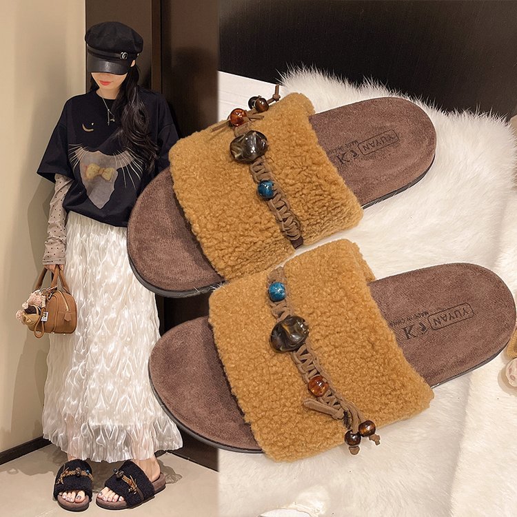 Ethnic-style beaded thick-soled woolen slippers for women's autumn new style outdoor slippers, fashionable and versatile, fleece open-toe slippers full figure
