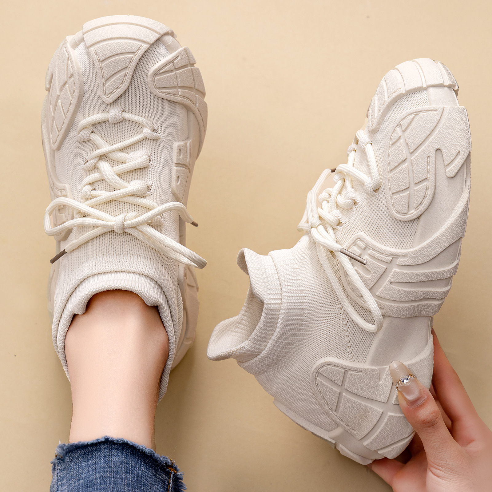 Spring new trendy, fashionable and retro sports shoes for women, Feizi versatile casual shoes, thick-soled and large-sized women's shoes details Picture