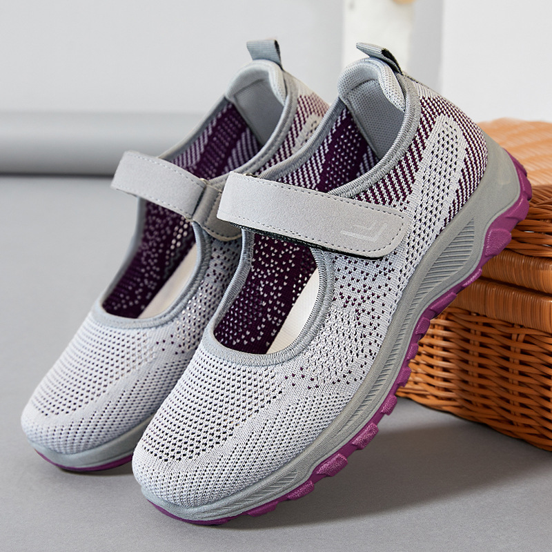 Mom Shoes 2025 New Style casual, versatile and breathable single shoe manufacturer Douyin distribution Velcro soft-soled walking women's shoes full figure