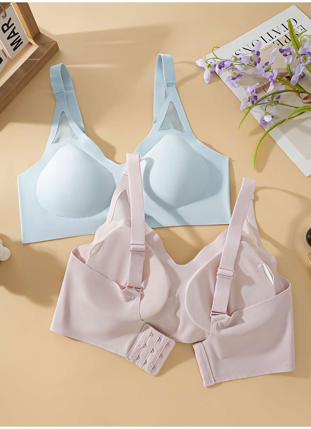 Underwear Ice Silk seamless nude feel Ice silk three-row button underwear detail image 5