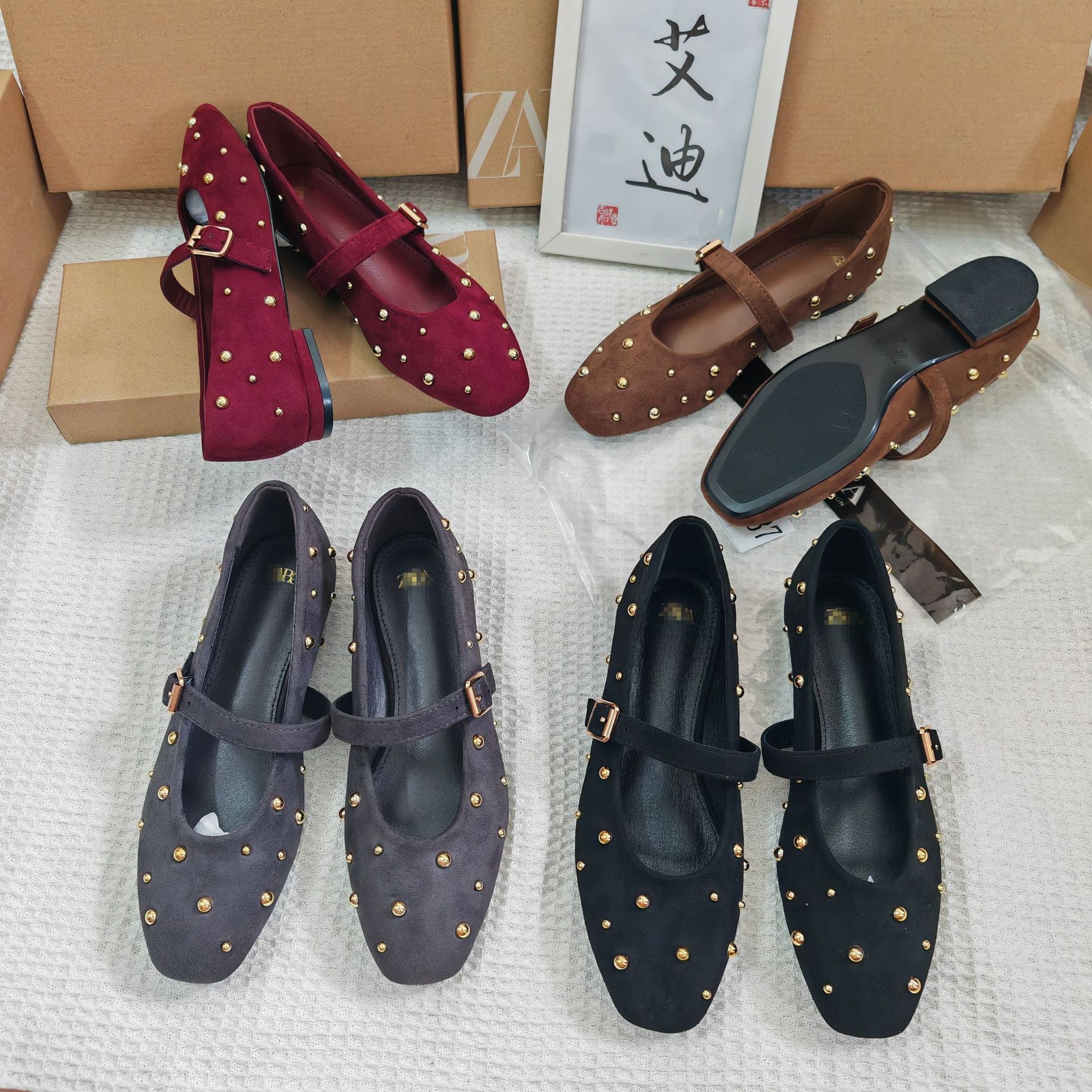 ZA's best-selling foreign trade shoes with riveted round toe, shallow mouth, flat bottom, low heel, women's one-shoulder belt buckle Mary Jane shoes in stock details Picture