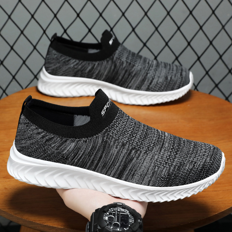 New men's casual single shoes are versatile and breathable. The flying mesh surface shoes are comfortable to wear with one foot. Dad shoes are available for delivery details Picture