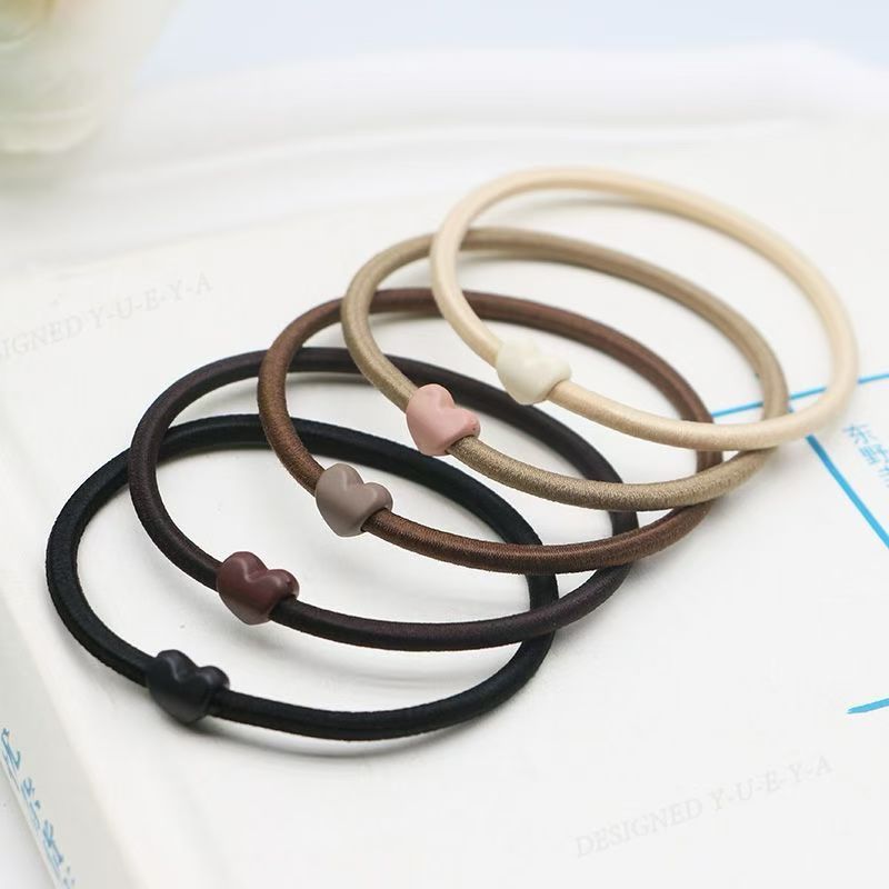 Fashionable hair accessories, hair combs, hair bands, headbands, striped hair ties, a variety of styles to choose from, versatile hair accessories, hair strings, rubber bands, basic hair ties detail image 3