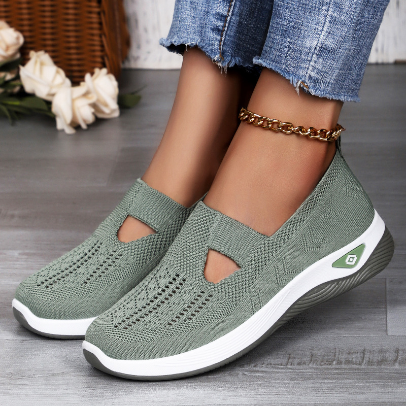 New breathable and comfortable single shoes for women, middle-aged and elderly people, factory direct sales. Soft-soled casual one-step mesh mom shoes details Picture