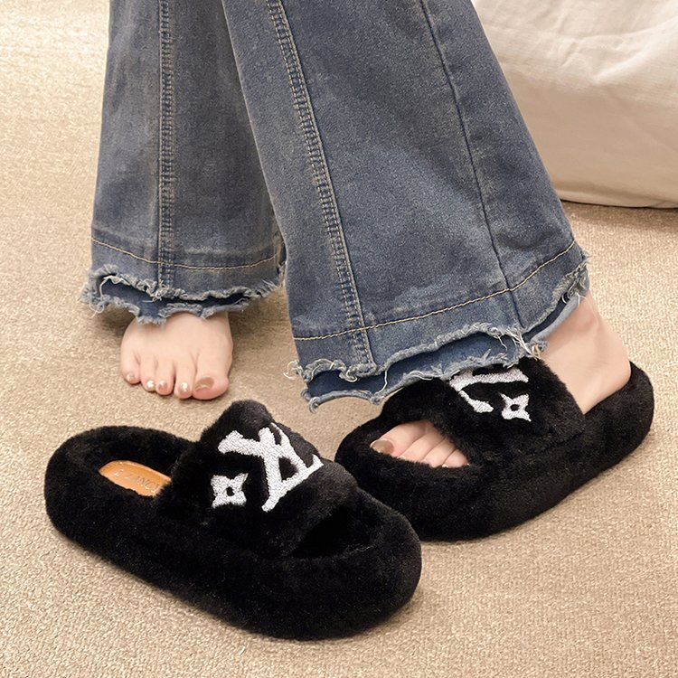 MAO MAO Slippers Women's 2025 Autumn/Winter New Style Outdoor Korean-style little Chanel stylish and fashionable home cotton slippers Application Scenario