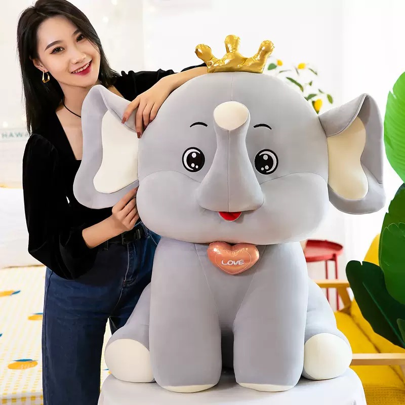 Cross-border foreign trade Crown Little Elephant plush toys, cute soft little elephant dolls, cloth dolls, doll gifts wholesale, creative and trendy toys Application Scenario