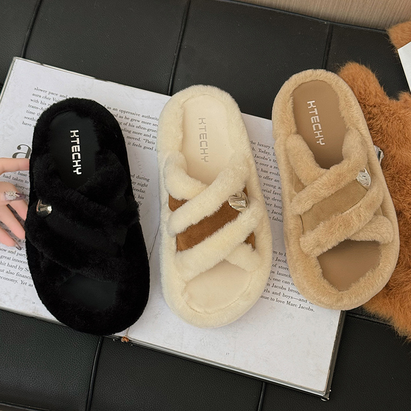 Cross-shaped thick-soled plush slippers for women 2025 autumn/Winter new style, French-style belt-buckle thick-soled height-increasing plush slippers for outerwear full figure