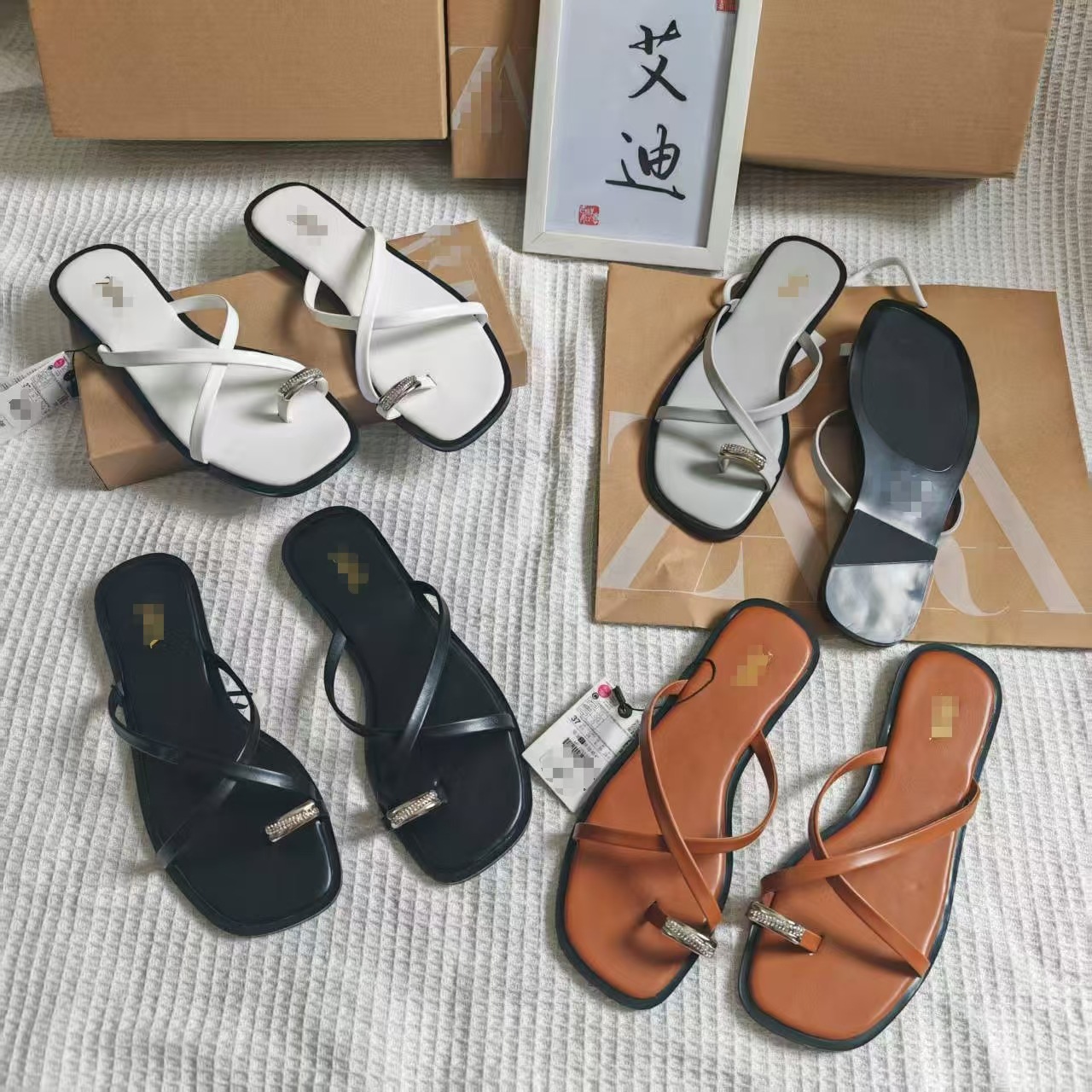 Cross-border bestseller ZR new set of flip-flops for women's summer outerwear, flat Roman sandals, and women's shoes with toe clamping. Factory wholesale details Picture