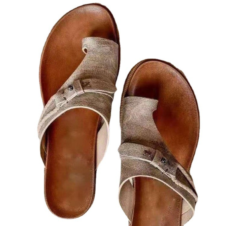 Independent station large size 2021 new thick-soled slippers, women's casual flat toe flip-flops, cross-border women's shoes in stock Item Picture