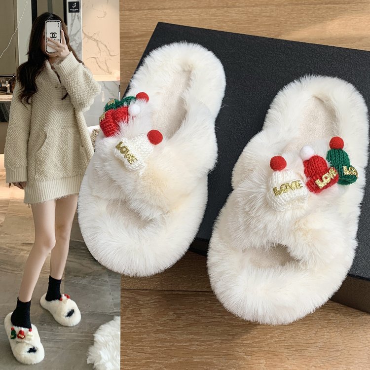 In 2025, the new best-selling comfortable and versatile applied-style slippers, women's Christmas hats, fairy style home outerwear, and fluffy slippers full figure