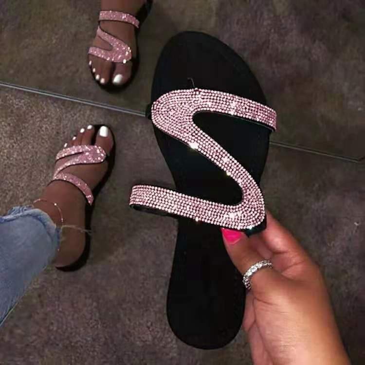 New Z-shaped summer flat casual European and American open-toe Roman women's slippers wish for large-sized water diamond sandals for foreign trade Application Scenario
