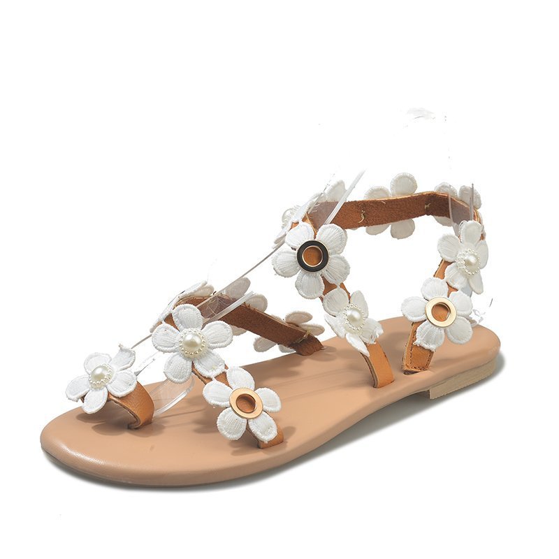 Summer new independent station Southeast Asian export large-sized European and American women's sandals, Roman flat flower flip-flops Item Picture