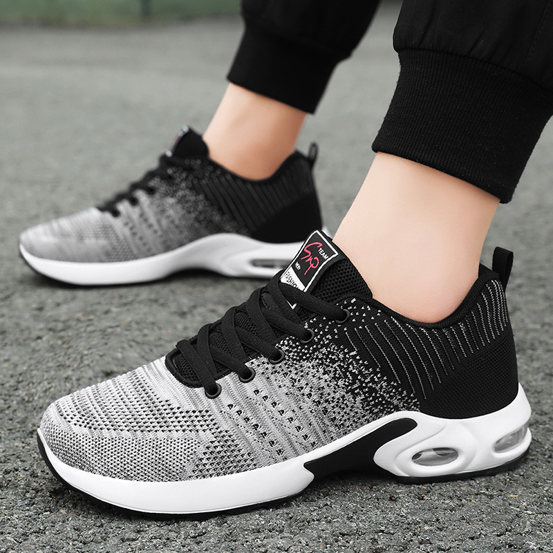 Men's Shoes 2025 New Trendy sneakers: Breathable lace-up running shoes, lightweight and casual sports shoes for men full figure