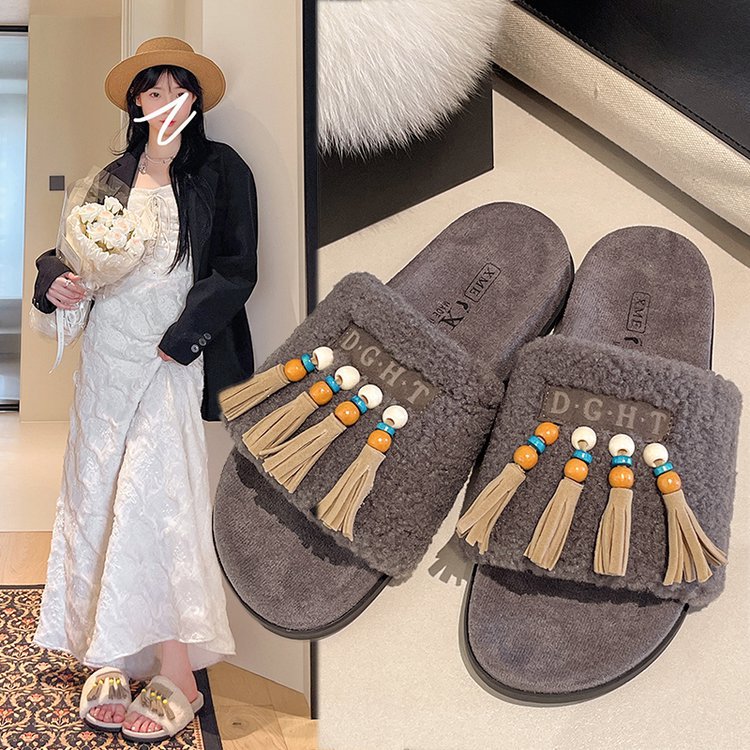 Thick-soled ethnic style Suzhou-style beaded fur slippers for women, new autumn 2025 outdoor casual and lazy one-shoulder slippers details Picture