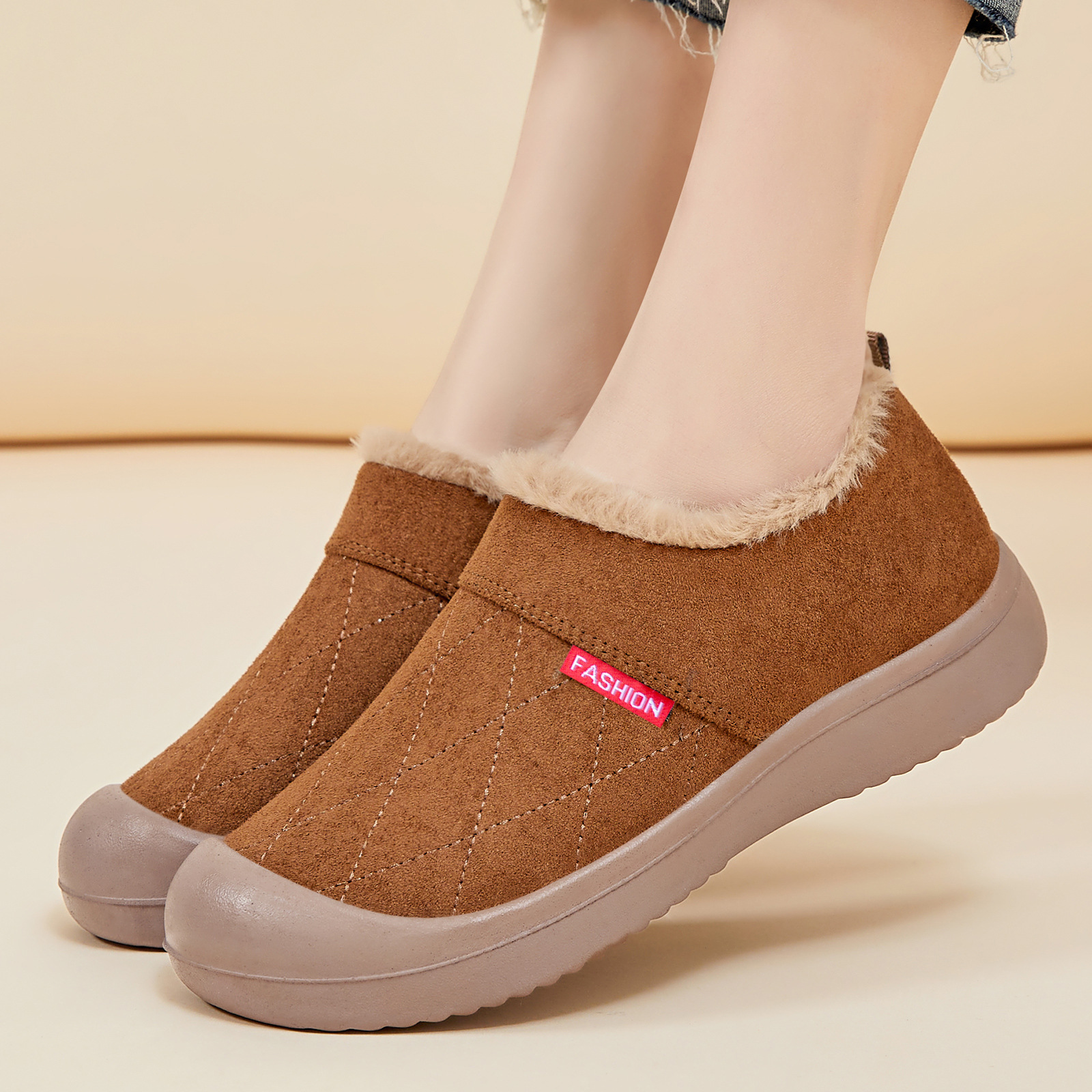 Winter cotton shoes for women, new and old Beijing cotton boots with added fleece and thickened warmth, one pair of cotton shoes, snow boots for middle-aged and elderly mothers Specification drawing