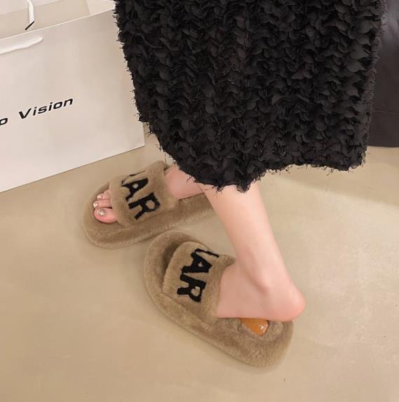 Trendy brand thick-soled woolen slippers for women, 2025 new short fleece one-shoulder slippers. Pair with socks for autumn and winter and wear cotton slippers on top details Picture