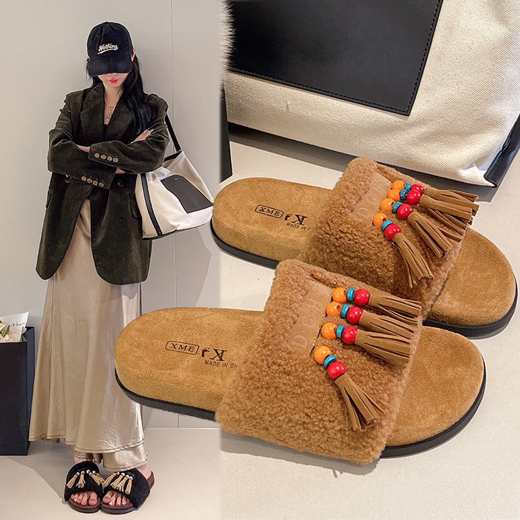 Thick-soled ethnic style Suzhou-style beaded fur slippers for women, new autumn 2025 outdoor casual and lazy one-shoulder slippers full figure