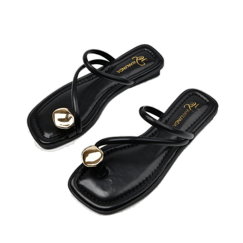 The new summer 2024 casual chunky-heeled Roman sandals for women with flip-flops are a popular low-heeled beach style Item Picture