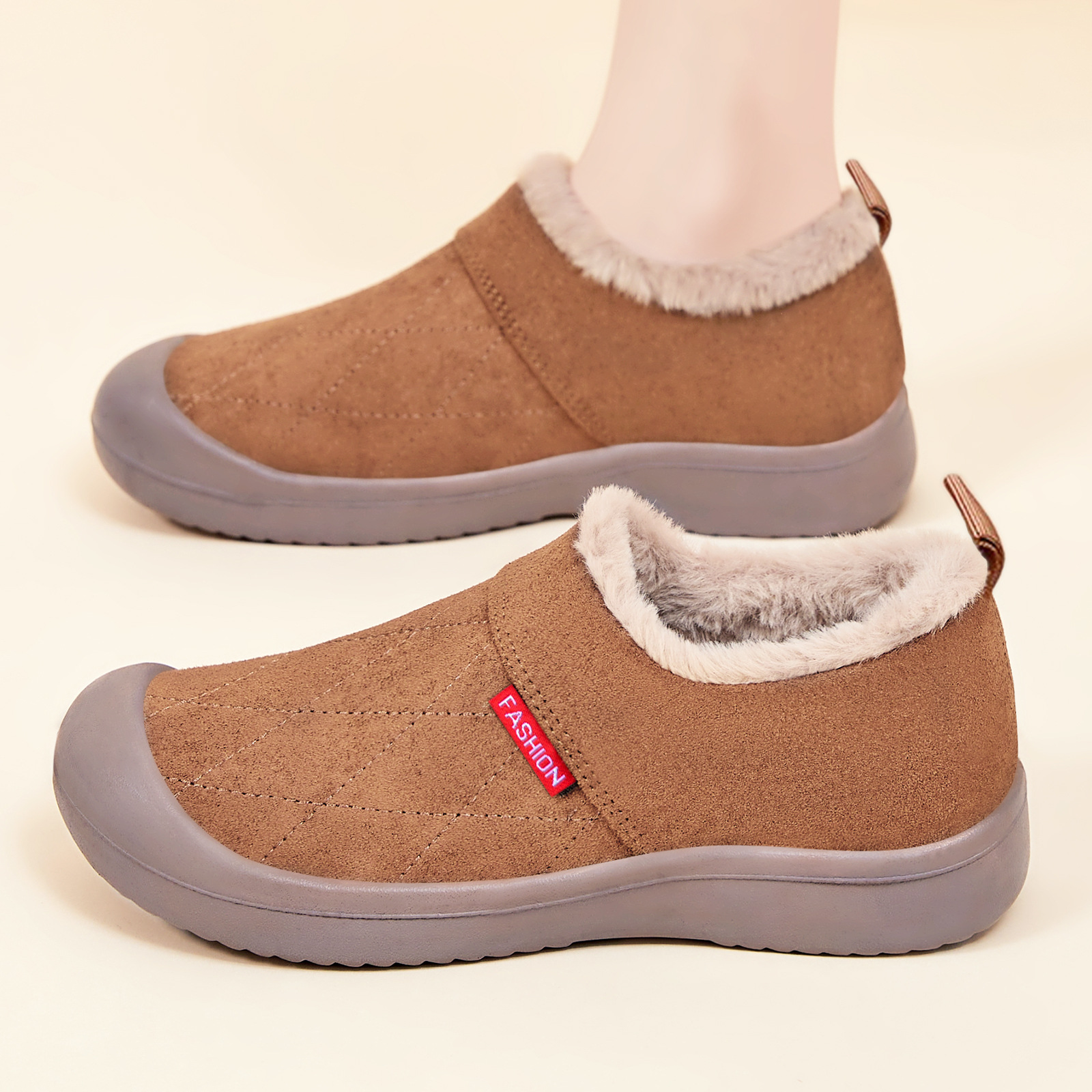 Winter cotton shoes for women, new and old Beijing cotton boots with added fleece and thickened warmth, one pair of cotton shoes, snow boots for middle-aged and elderly mothers details Picture