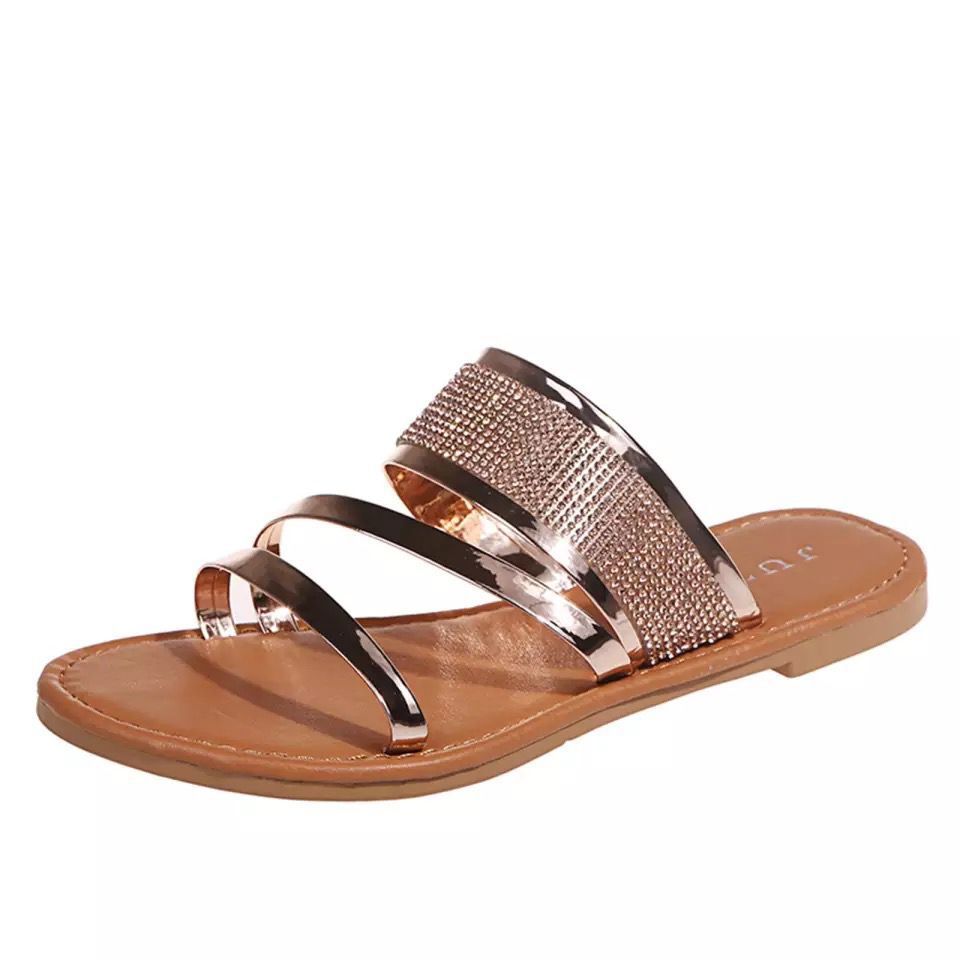 Ebay cross-border European and American women 's shoes, large flat rhinestone one-piece casual beach slippers for women slippers Application Scenario