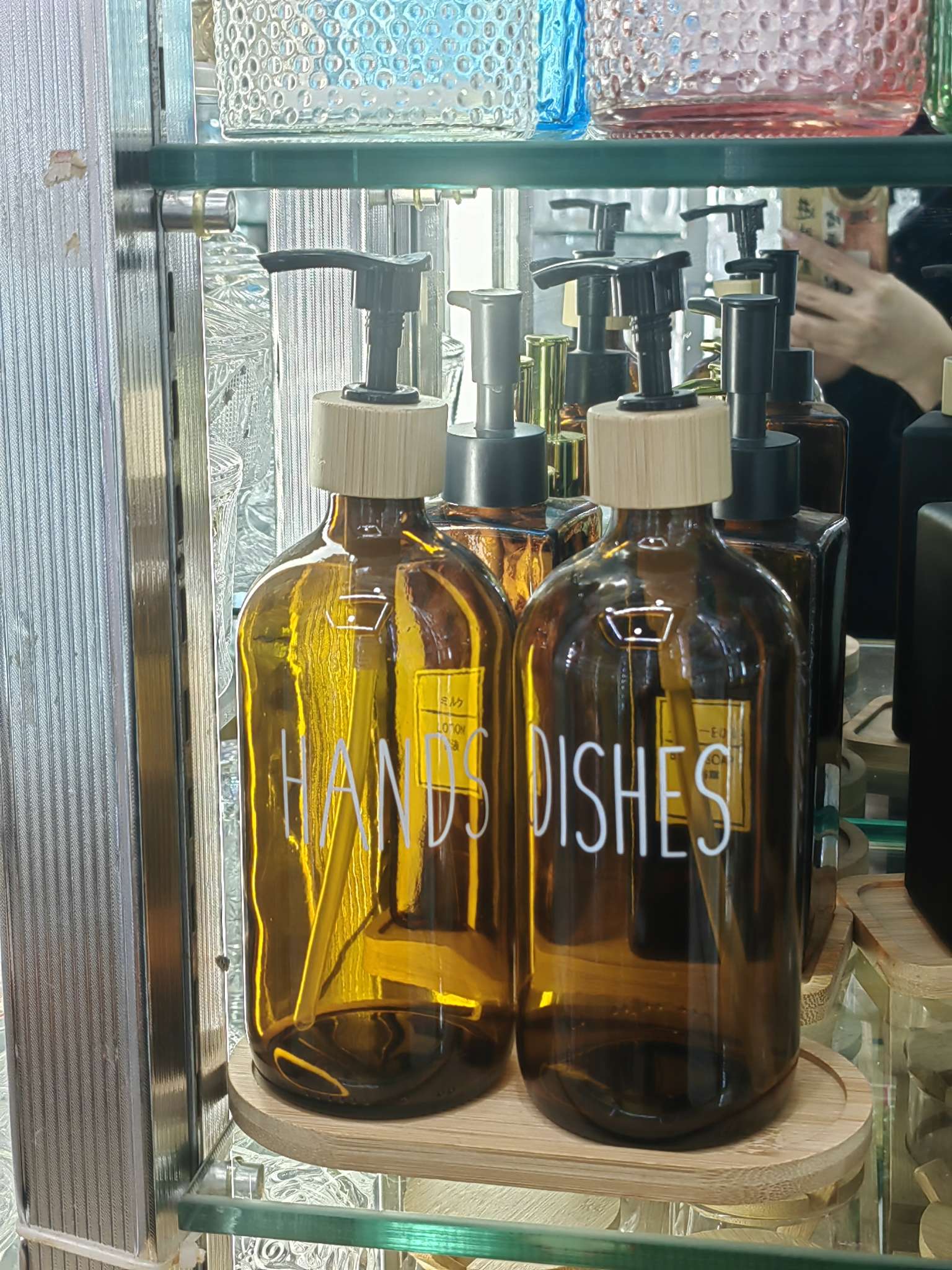 日用百货玻璃洗手液瓶 造型洗手液瓶 时尚洗 黑白套装 黑白木托三件套 方形 圆形三件套 洗漱瓶 hands dishes详情图4