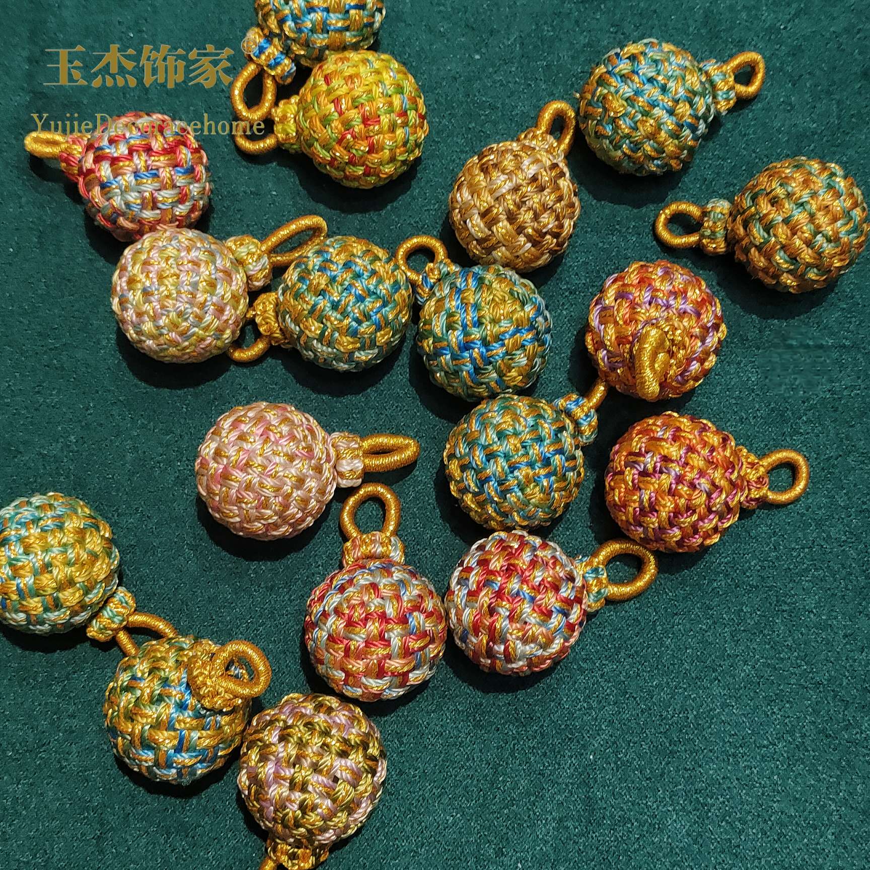 手工编织玲珑绣球diy手机包包挂件饰品配件装饰品配件钥匙扣挂件坠子细节图