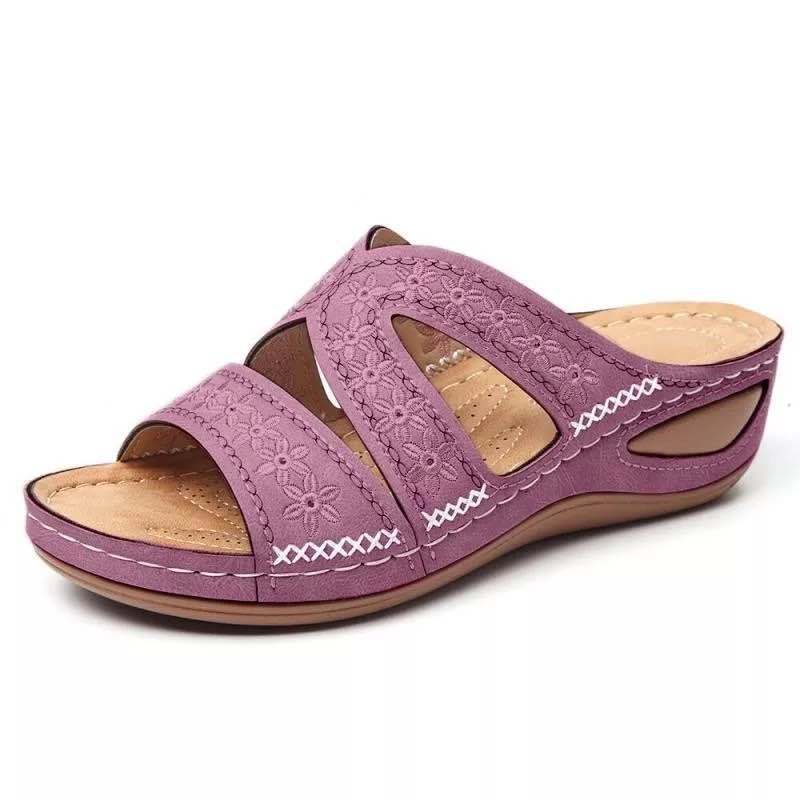 2021 new Amazon Europe site wedge heel thick-soled retro sandals for women, large-sized European and American export slippers for women Item Picture