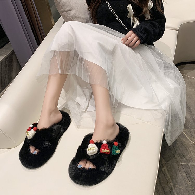 In 2025, the new best-selling comfortable and versatile applied-style slippers, women's Christmas hats, fairy style home outerwear, and fluffy slippers details Picture