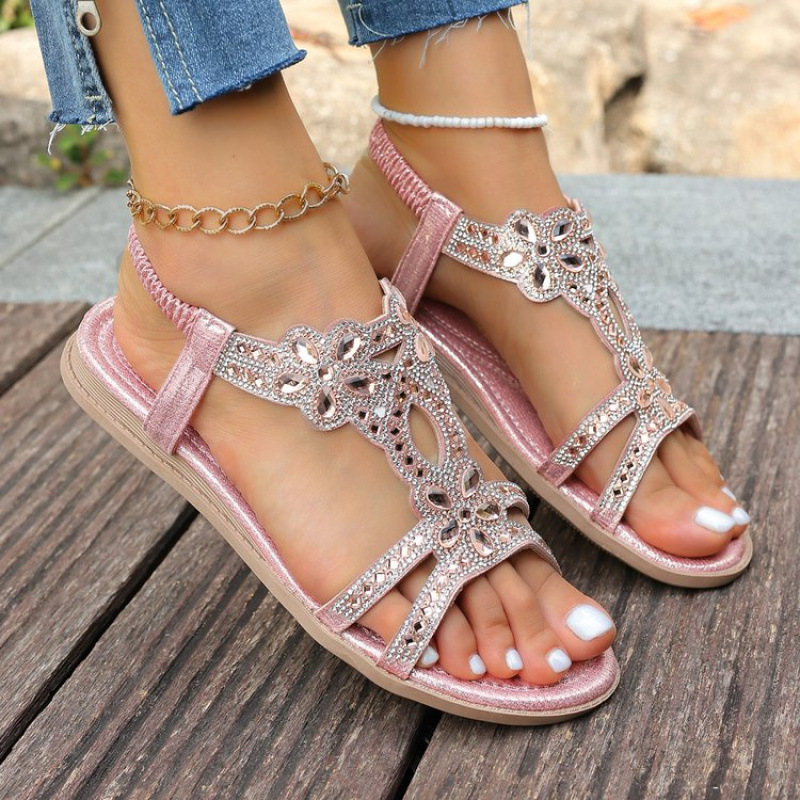 Bohemian women's sandals for export, European and American style women's shoes, water diamond fashionable beach women's sandals, flat beaded diamond shoes Application Scenario