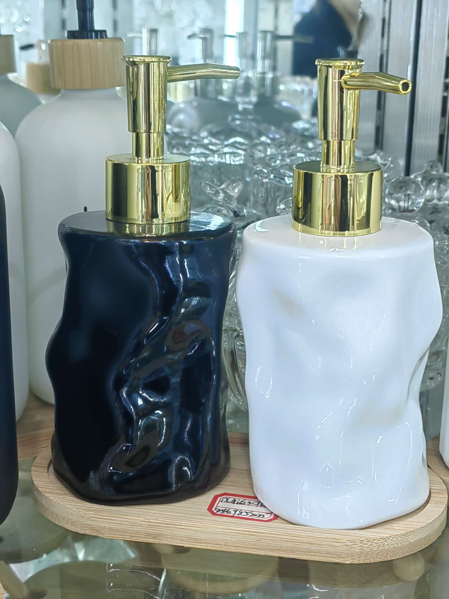 日用百货玻璃洗手液瓶 造型洗手液瓶 时尚洗 黑白套装 黑白木托三件套 方形 圆形三件套 洗漱瓶 hands dishes详情图2