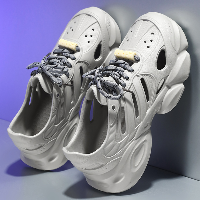 Men's fashionable and versatile casual shoes, perforated and breathable single shoes, new summer men's sandals, no smelly feet, crocs details Picture