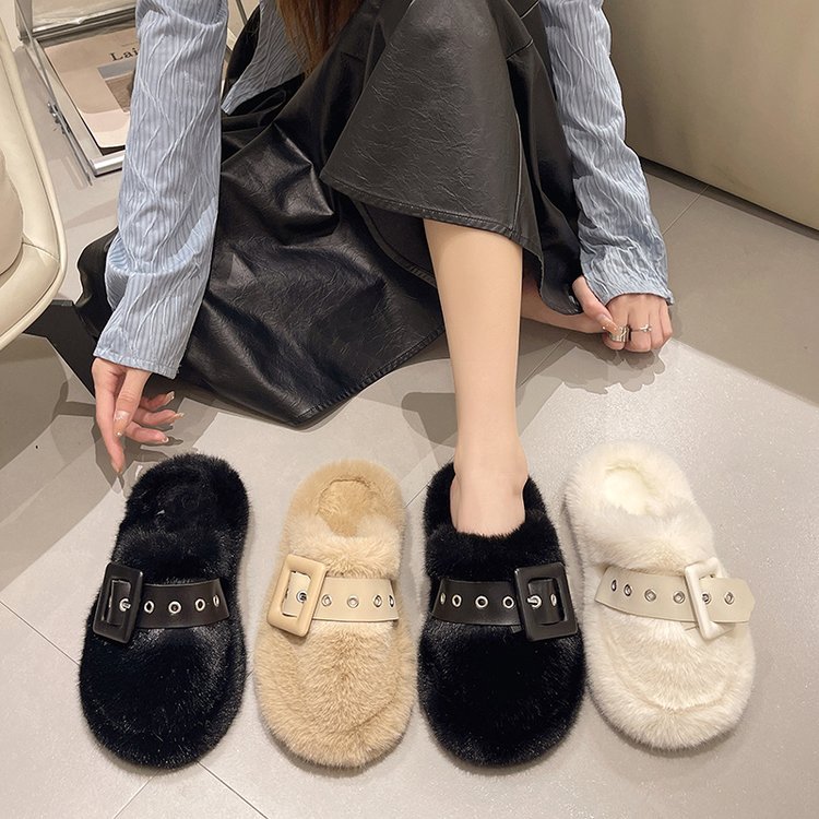 2025 New niche high-end fairy-like gentle cotton flip-flops for casual outerwear, flat and anti-slip for women Application Scenario