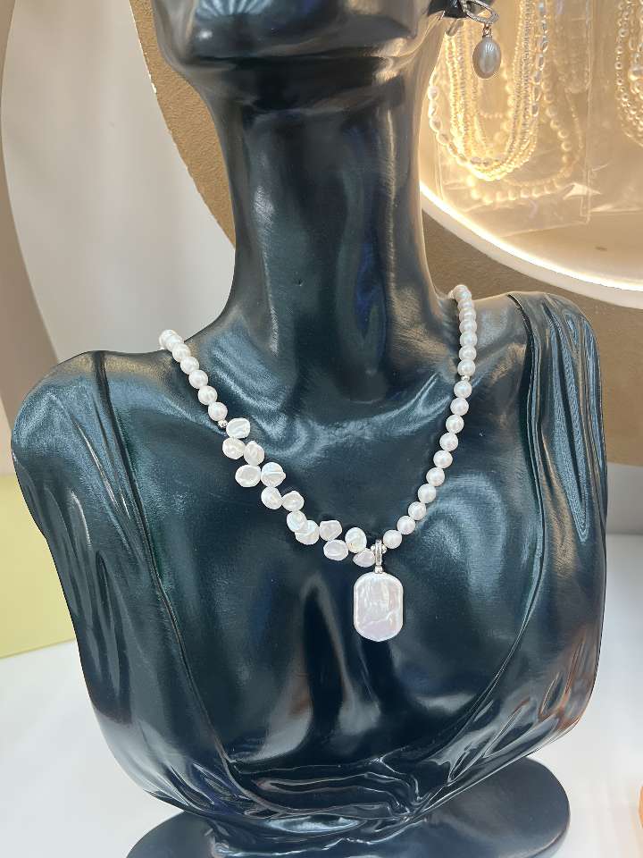 6mm natural pearl petal Baroque necklace S925 with silver buckle, designed by Harper's Bazaar