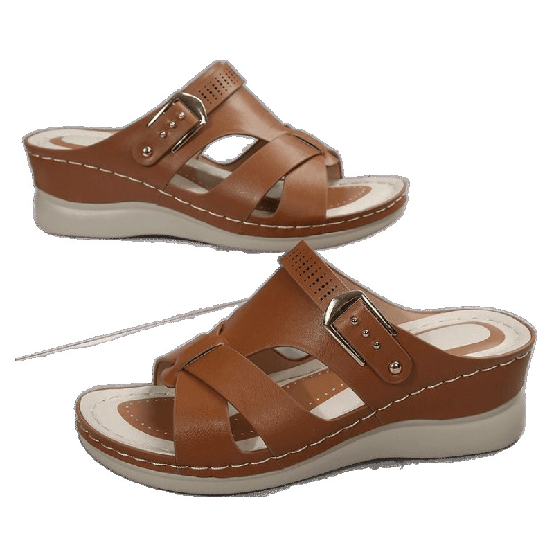 2025 New style European and American sandals for women with metal clasps and stitching, cross-border, thick-soled, large size, comfortable Item Picture