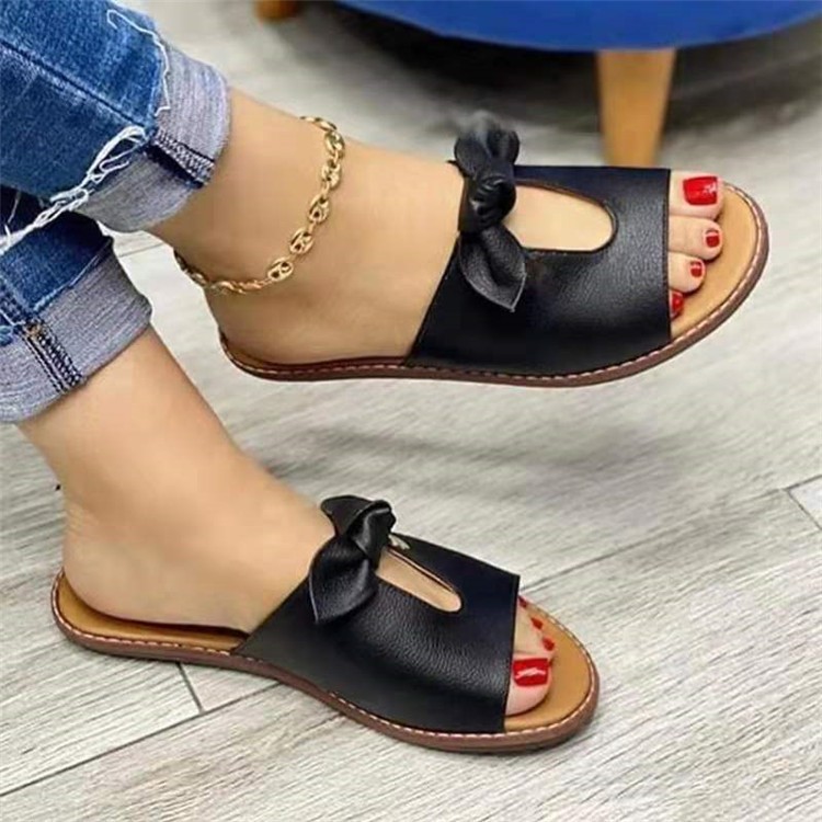 2021 New cross-border trade summer plus-size European and American women's flip-flops, bow sandals, fish-mouth one-line slippers Application Scenario