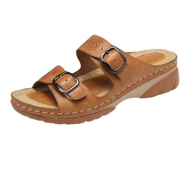 Cross-border trade large-sized women's shoes 2023 Summer new style European and American fashion wedge heel belt buckle beach cool slippers in stock Item Picture