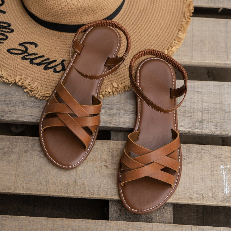 Cross-border large-sized 2023 summer new shoes: fashionable flat shoes, Korean-style sandals, Roman shoes, beach shoes, women's shoes Application Scenario