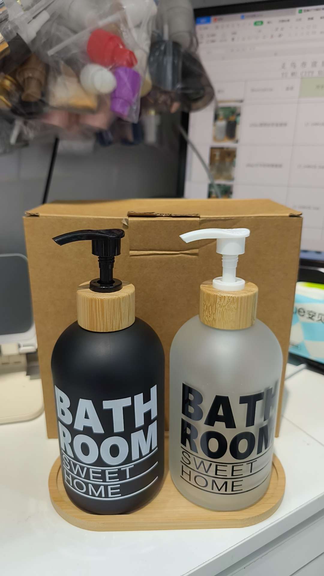 Glassware, glass bottles, daily necessities, hand sanitizer bottles detail image 4