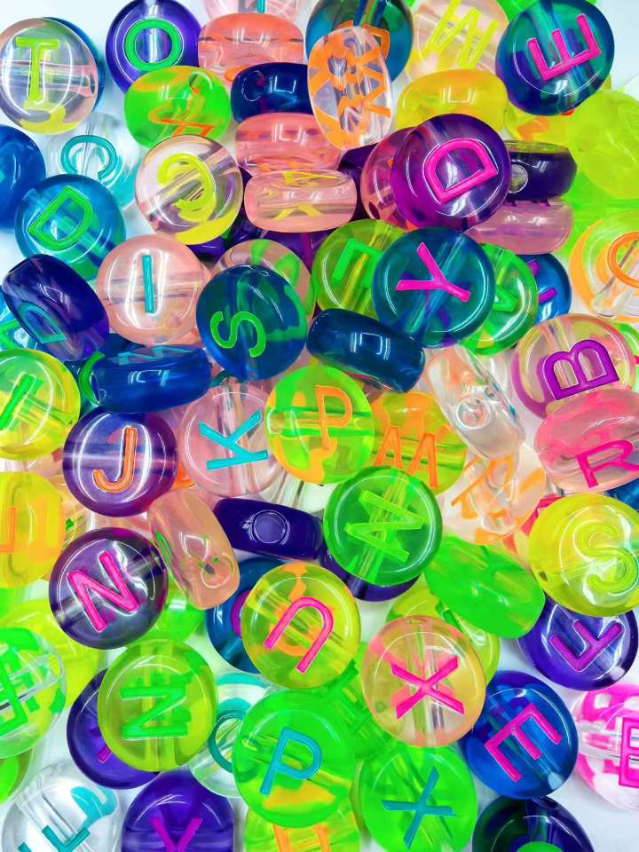 白加黑，白加彩均有货哦，单字母可挑