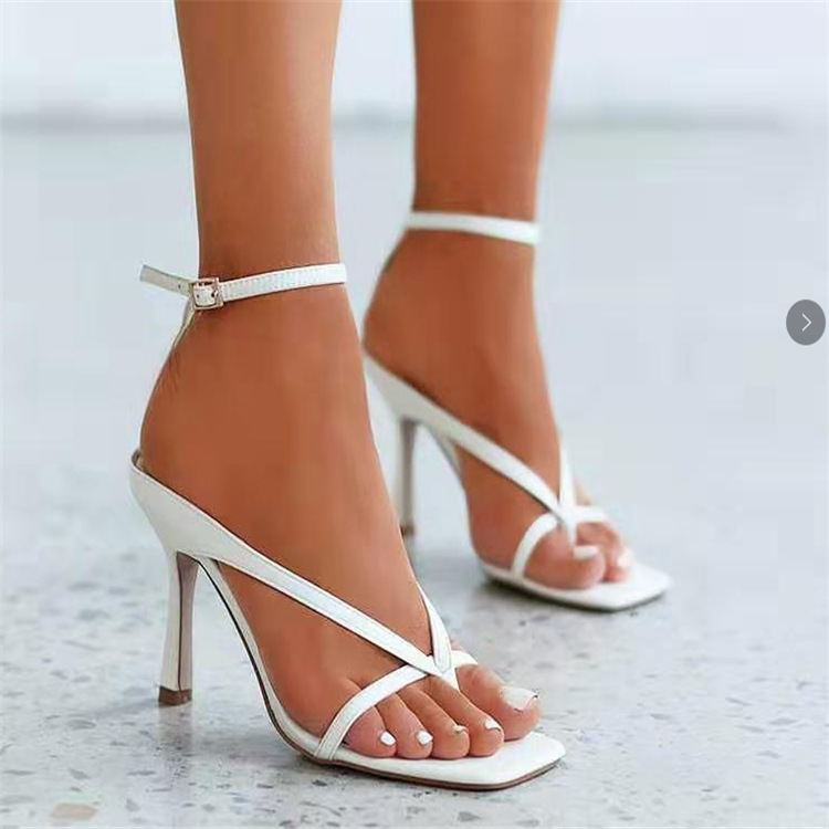 2021 new Amazon export plus-size European and American women's sandals with buckle summer stilettos heels Specification drawing