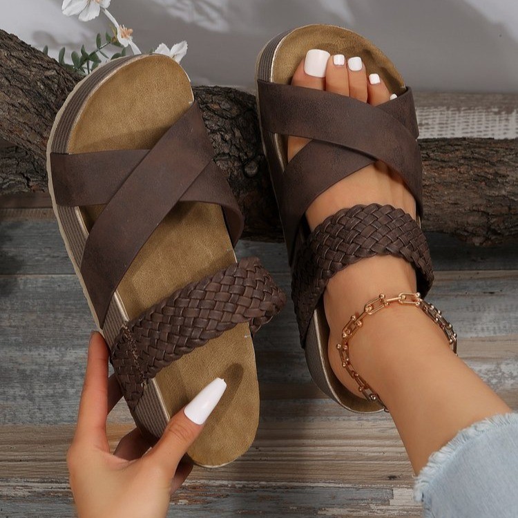 Cross-border large-sized casual flip-flops for women 2023 European and American new flat thick-soled one-line cross-woven beach sandals for women Specification drawing