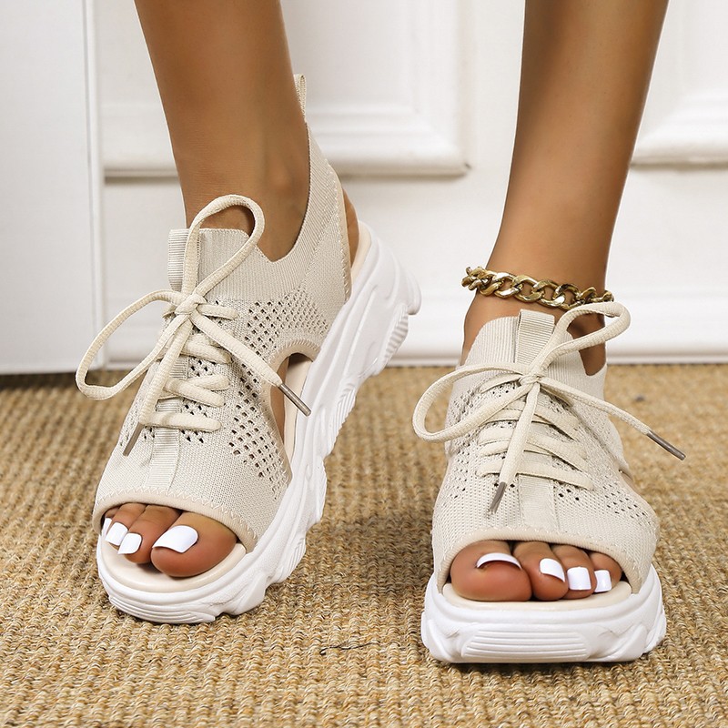 Amazon's new large-sized fly-knit thick-soled sandals for women, a fashionable European and American style fish-mouth wedge heel mesh casual sports sandals full figure