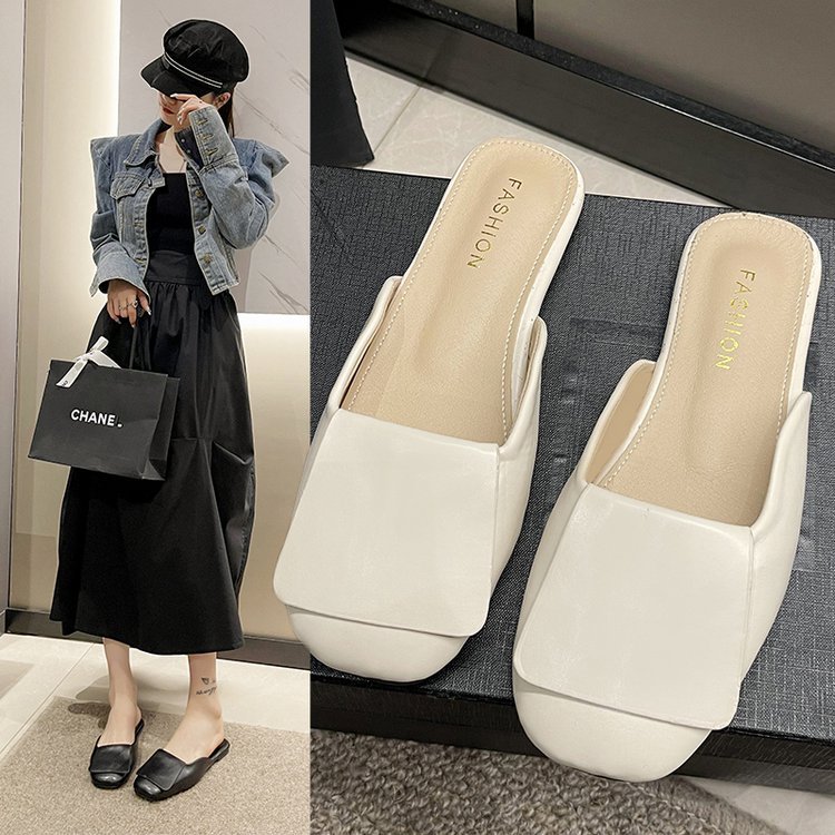 New Spring/Summer 2025 women's flat-bottomed flip-flops, Korean-style stylish and casual women's flip-flops, square-toed women's flip-flops full figure