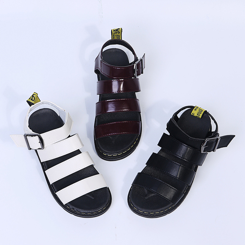 New 2023 European and American summer women's sandals with buckle casual beach shoes, thick-soled cross-border large-sized flat Martens sandals Application Scenario