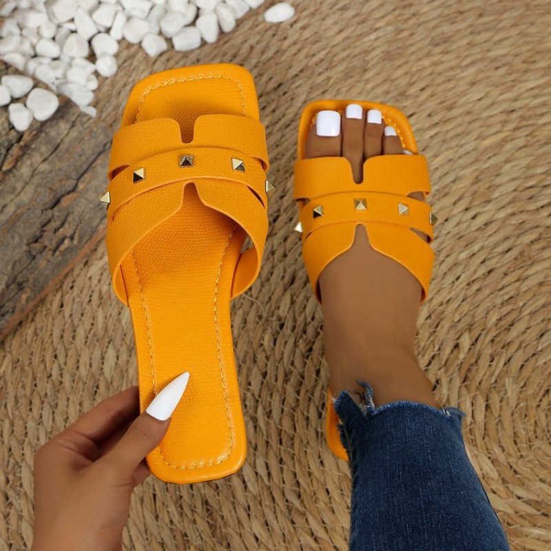 H rivet 2025 New style slippers for women's summer outdoor wear, flat and versatile, foreign trade beach cool slippers, women's one-shoulder slippers Specification drawing