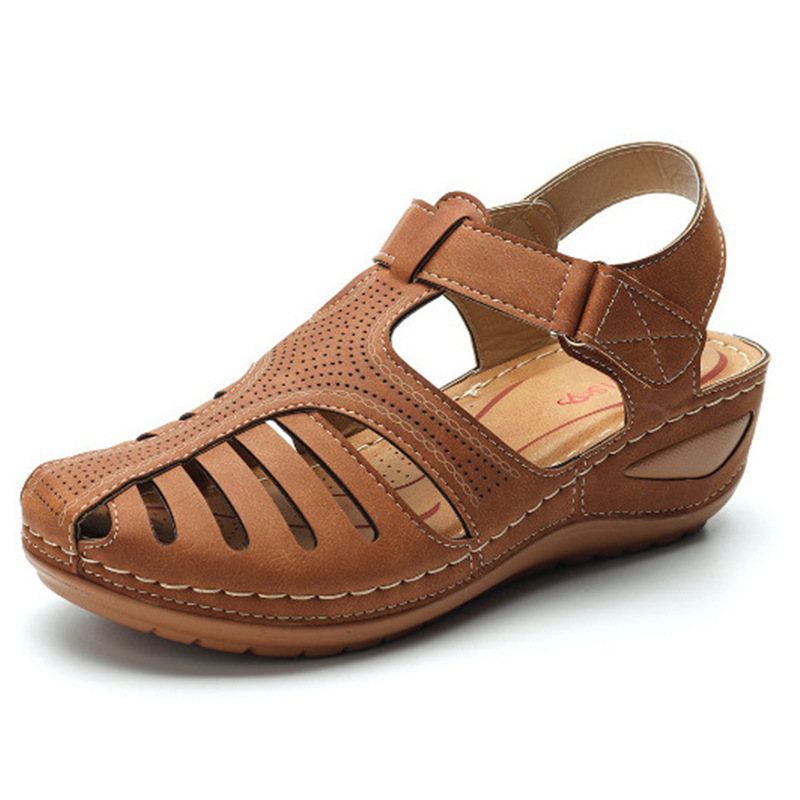 New in-stock cross-border export large-sized retro women's sandals, sewing clogs, round-toe wedge heels, European and American sandals for women 43 details Picture
